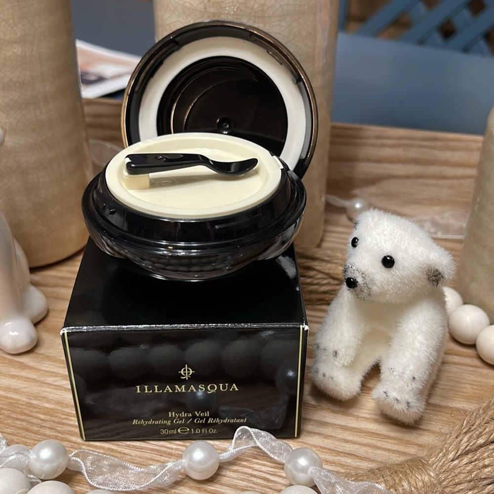 ILLAMASQUA Hydra Veil Primer - Picture 2 of 15